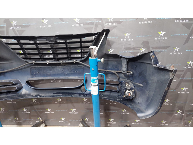 Бампер передний с туманками 5140024AA, 04857886 Chrysler Voyager Бампер передний с туманками 5140024AA, 04857886 Chrysler Voyager